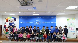아이들과 함께하는 '두근두근 선거소풍'(제주국제대학교 부속유치원)